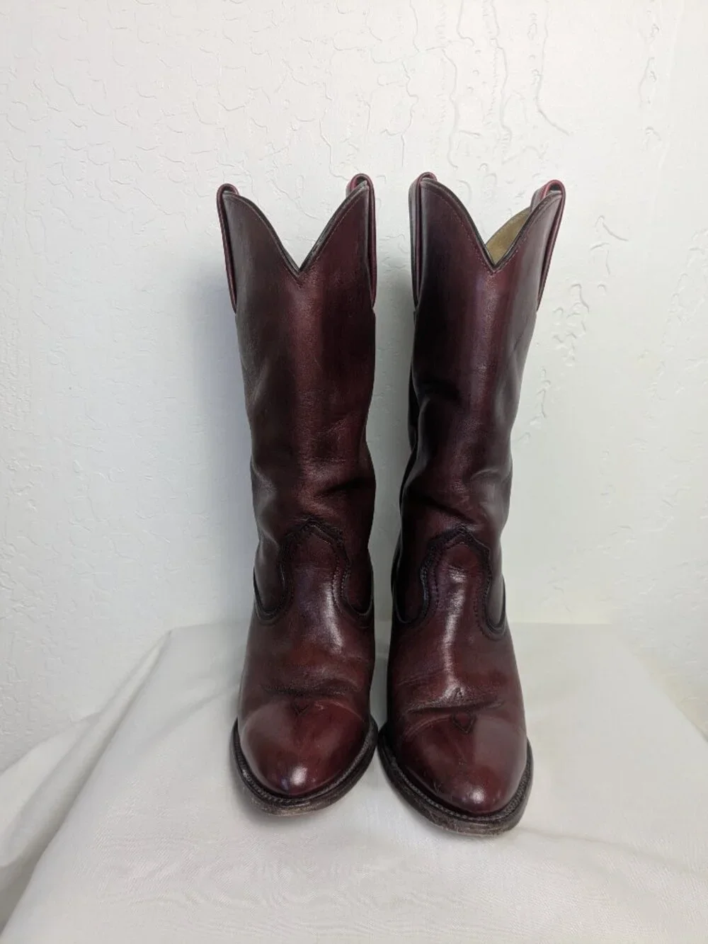 Vintage Frye 7104 Western Cowboy Boots Women's 8.5B Oxblood Burgundy USA 70s - Picture 2 of 16